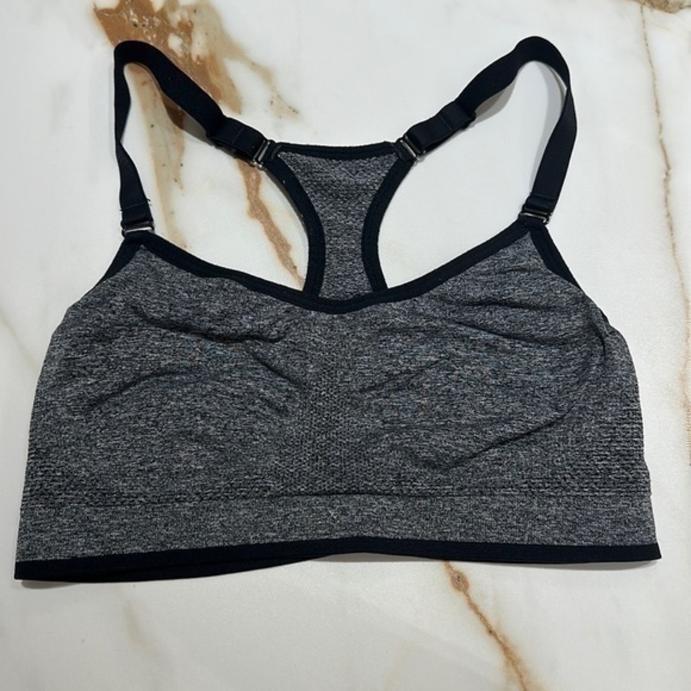 Victoria’s Secret Sports Bra L